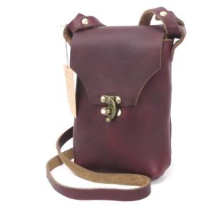 フェルナンドレザー Latch Pouch M ショルダーバッグ ポーチ WINE ワイン バッグ