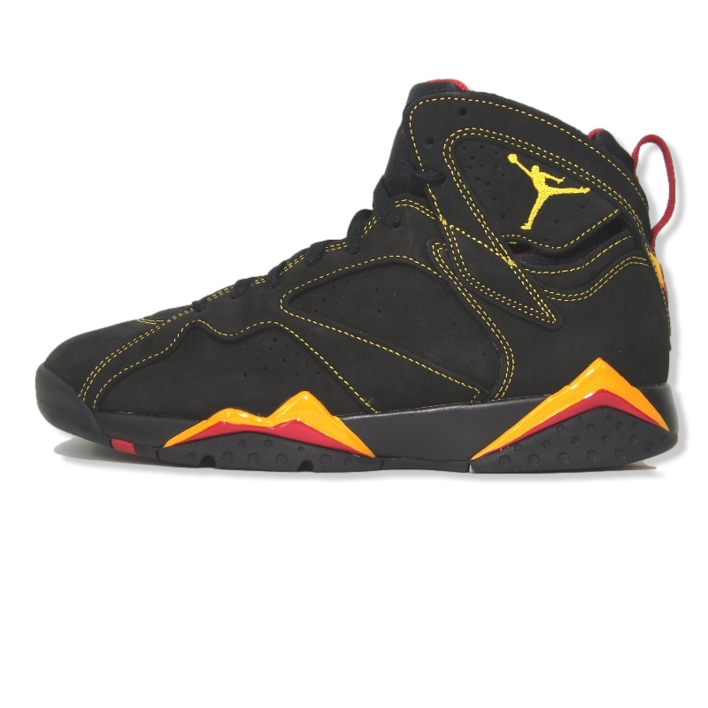 ナイキAIR JORDAN 7 RETRO CU9307-081買取